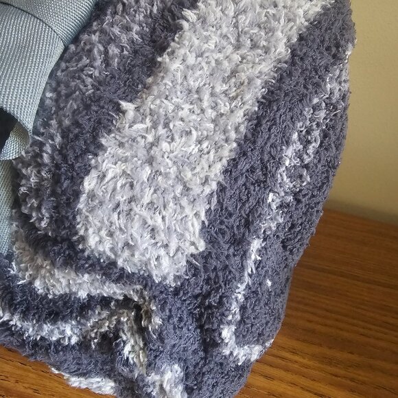 Better Homes & Gardens Cozy Knit Throw Blanket NWT - Picture 4 of 5